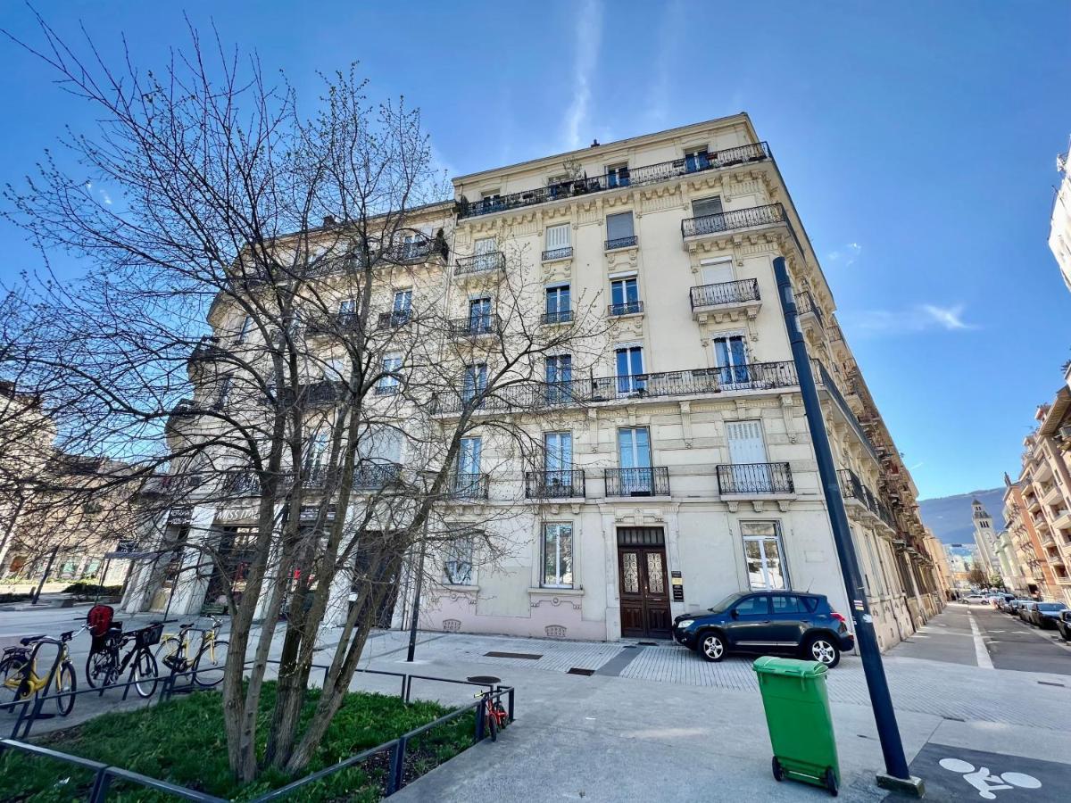 La Loge Parisienne 300M Gare Bastille Telepherique Гренобль Екстер'єр фото